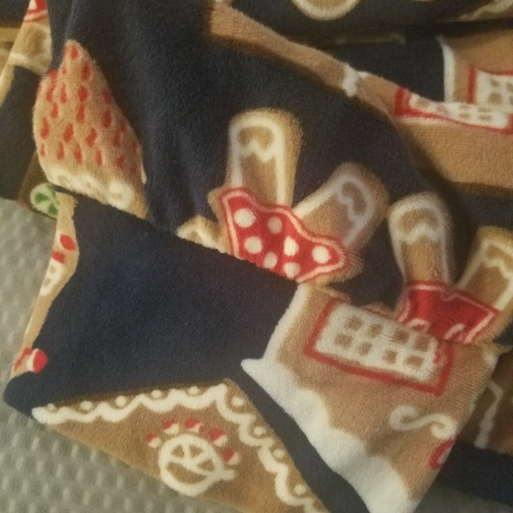 Disney Woman's Holiday Pajama Set - Picture 2 of 8